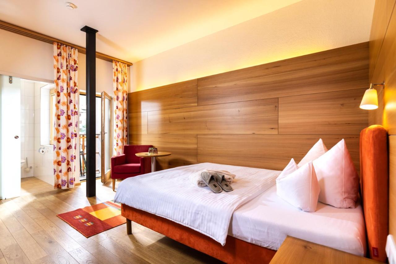 Hotel Walserberg Warth  Room photo