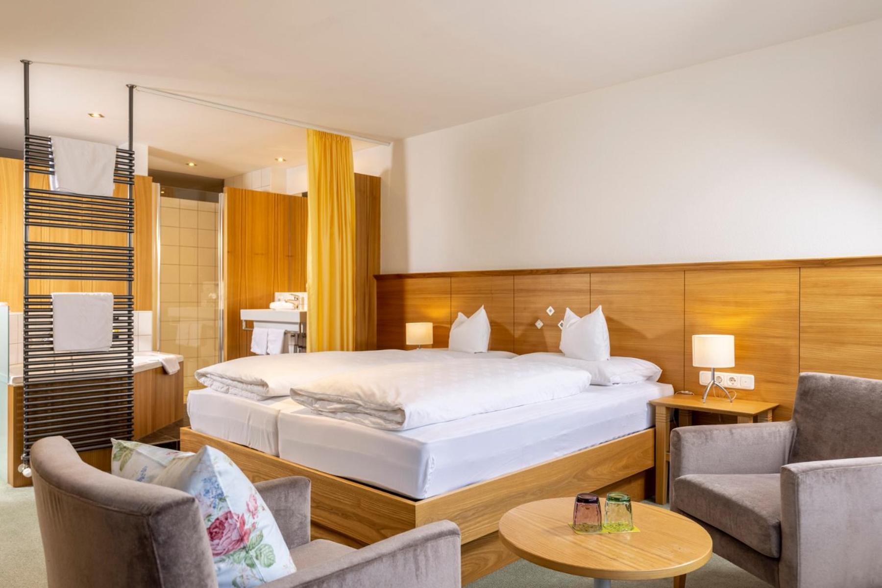 Hotel Walserberg Warth  Room photo