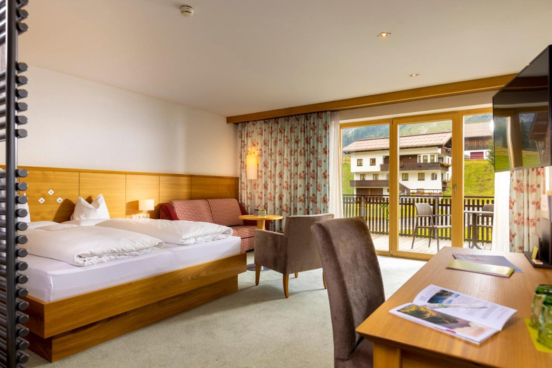 Hotel Walserberg Warth  Room photo