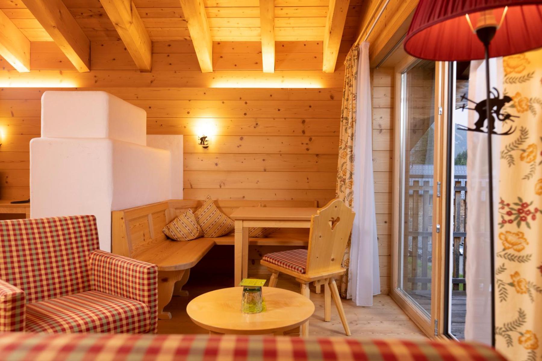 Hotel Walserberg Warth  Room photo